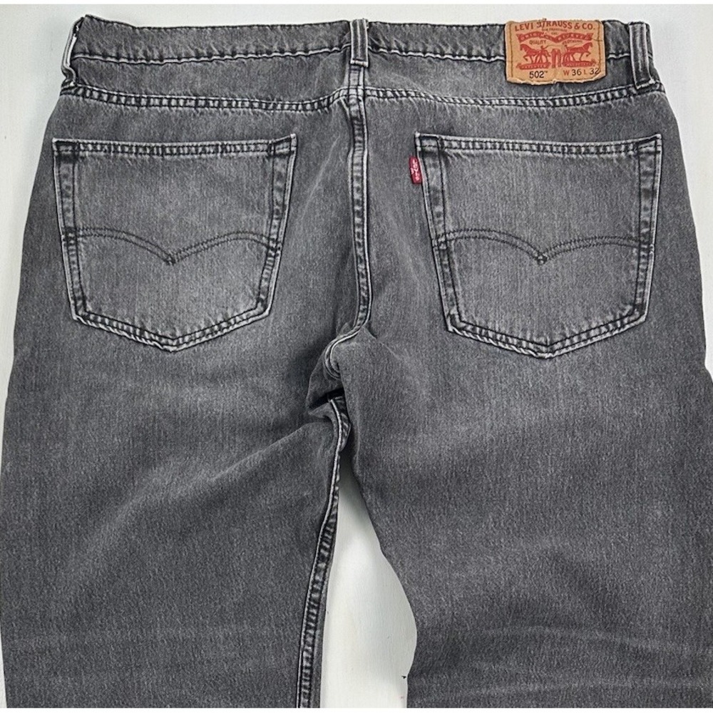 Levi’s 502 Tapered Leg Jeans Men Actual 36x29 Gray Faded Black Stretch Denim